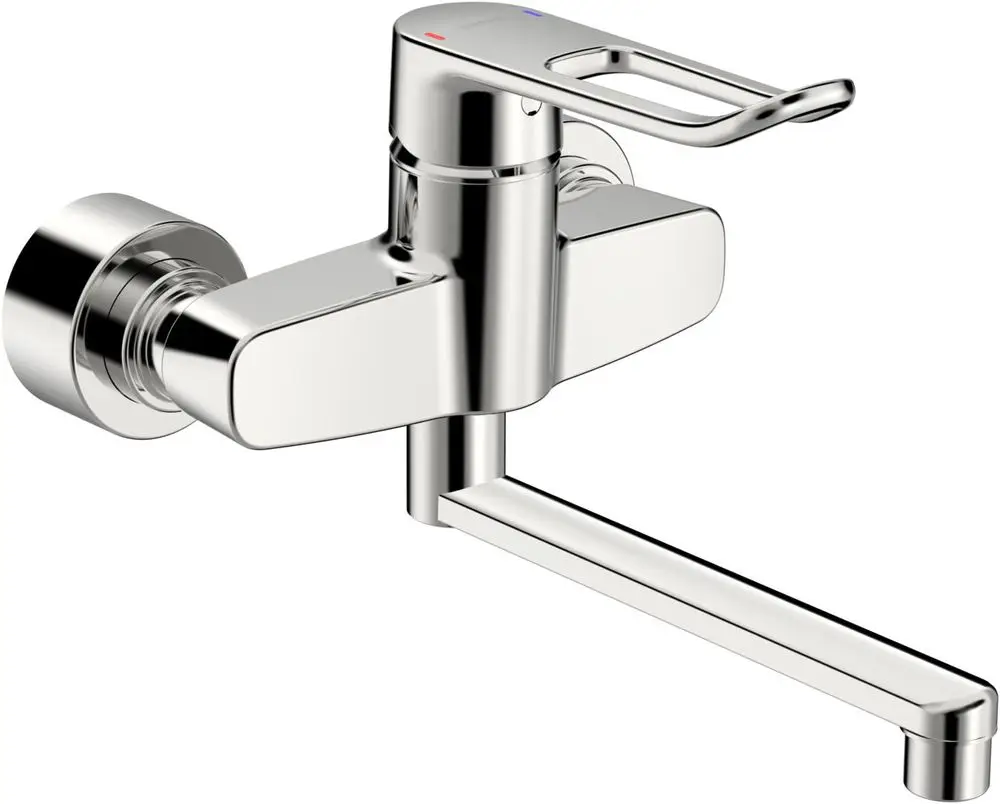 Einhebelmischer aus Chrom mit langem Bedienungshebel und Auslauf, montiert an einer Wand. Marke HANSA.